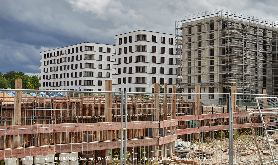 25.07.2023 - Rundgang im Alexisquartier in Neuperlach